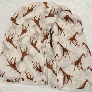 Scarf / Giraffe / White scarf with brown giraffes EUC